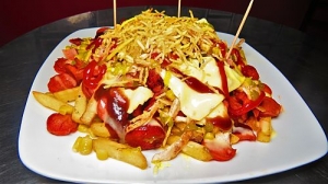 SALCHIPAPA ESPECIAL