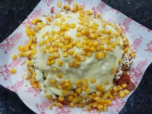 SALCHIPAPA GRATINADA