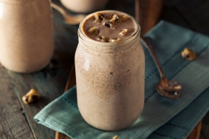 MATEADA DE CACAO Y PLATANO